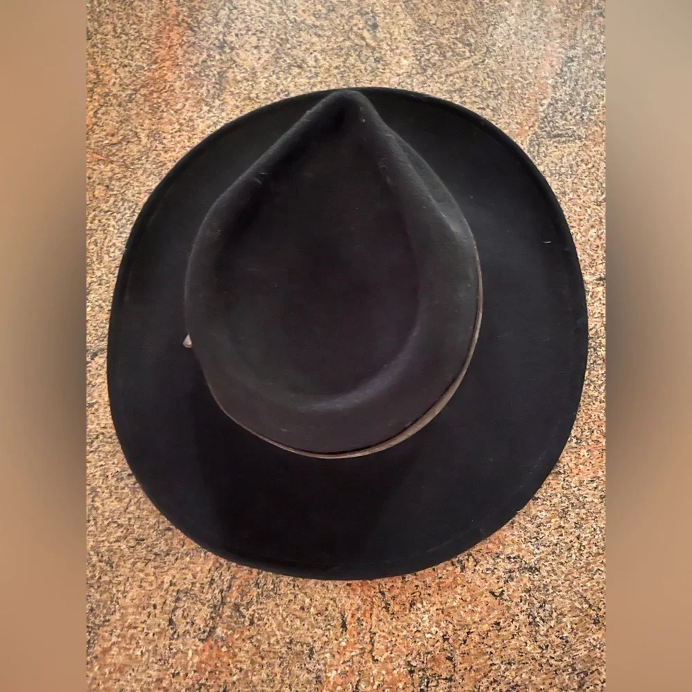 Barbour Crushable Bushman Hat - Picture 3 of 8